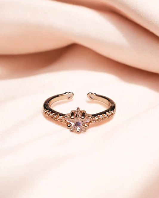 Tārika – Rose Gold Ring